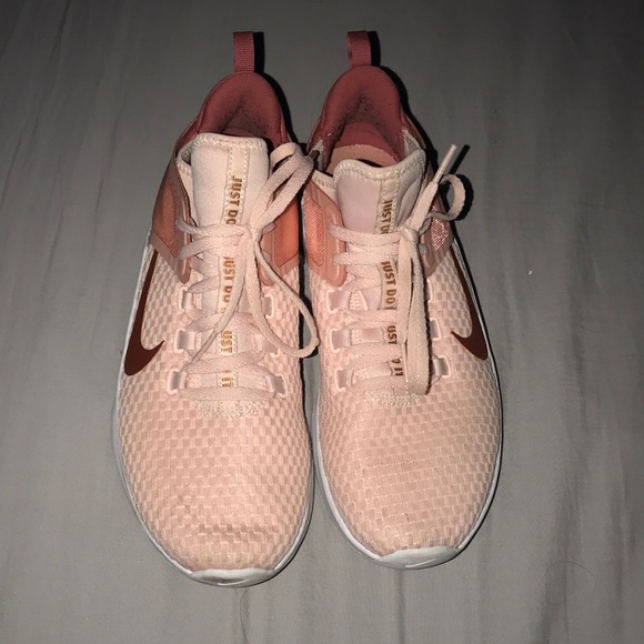 light pink sneakers nike